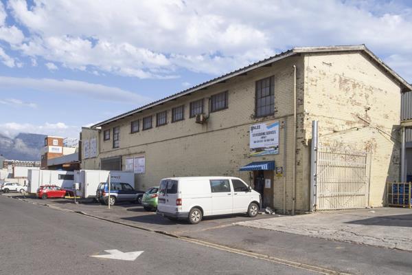 184 m² Commercial space