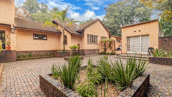 8 Bedroom House