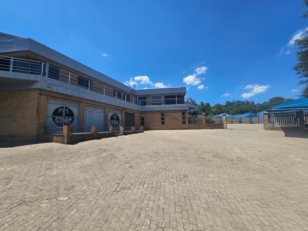 8 120 m² Industrial space