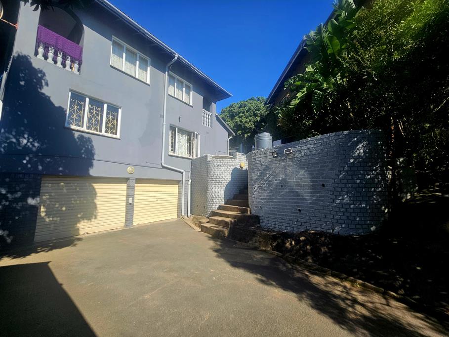 7 Bedroom House