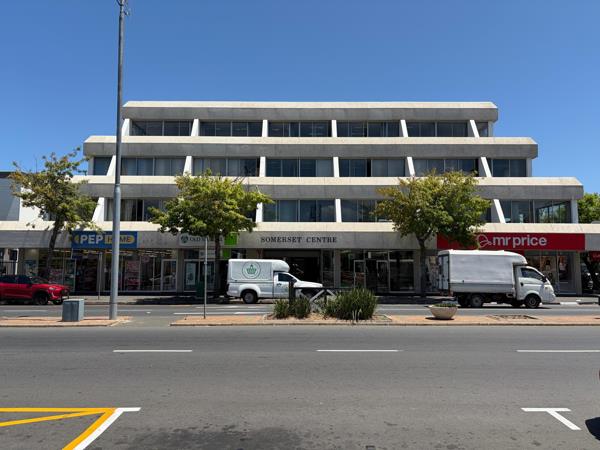 40 m² Retail Space