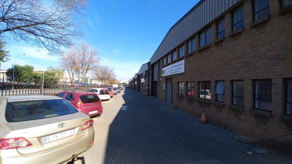 331.6 m² Industrial space