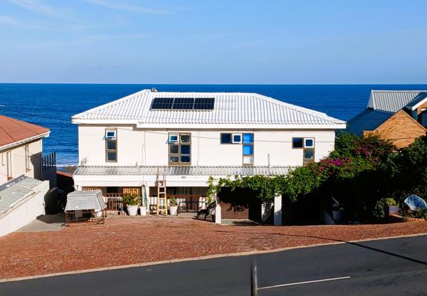 9 Bedroom House