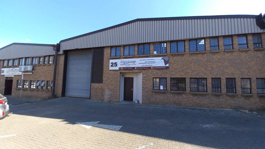 331.6 m² Industrial space
