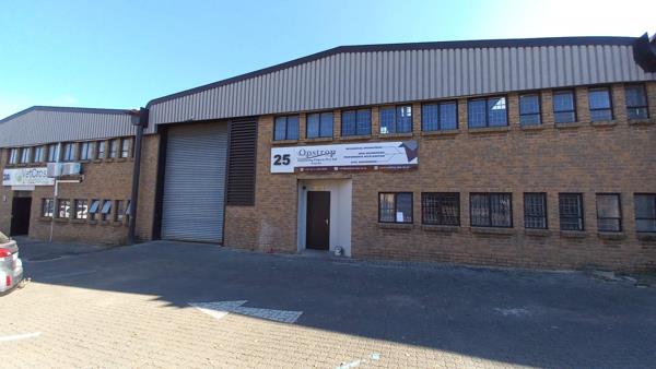 331.6 m² Industrial space