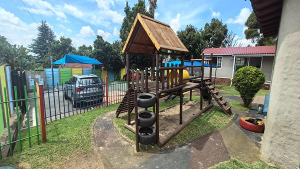 218 m² Commercial space
