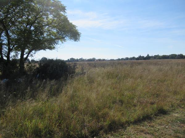 1 386 m² Land