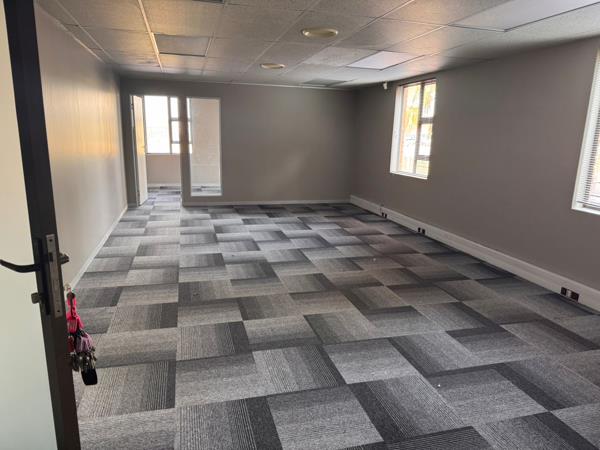 65.3 m² Office Space