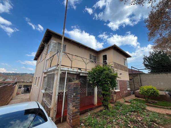11 Bedroom House