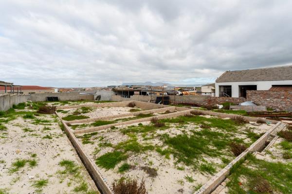 979 m² Land