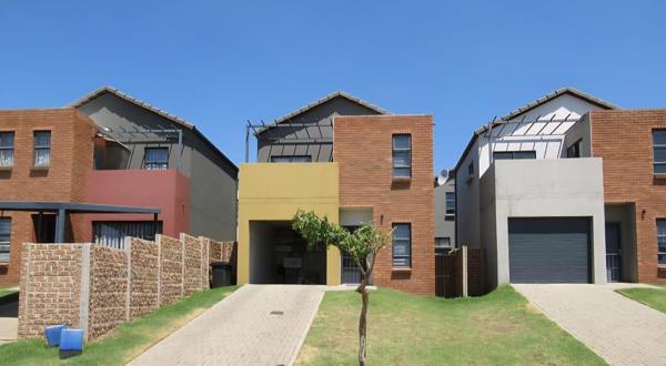 3 Bedroom Townhouse