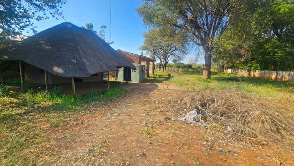 1 708 m² Land