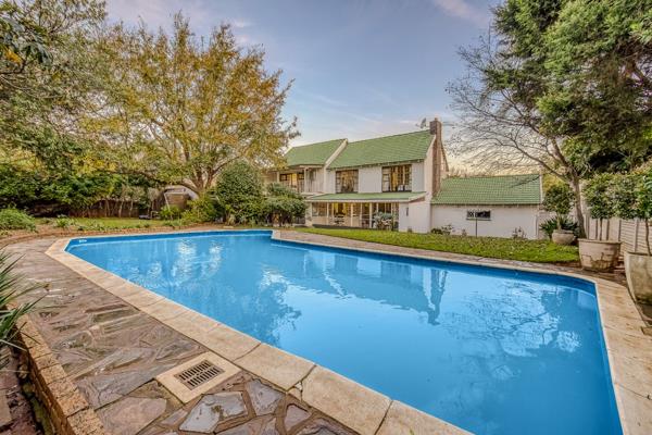 6 Bedroom House