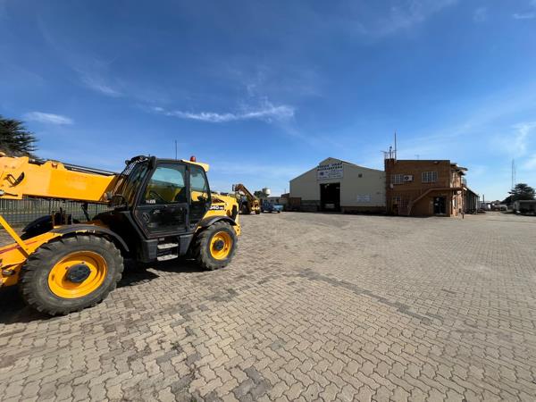 1 300 m² Industrial space