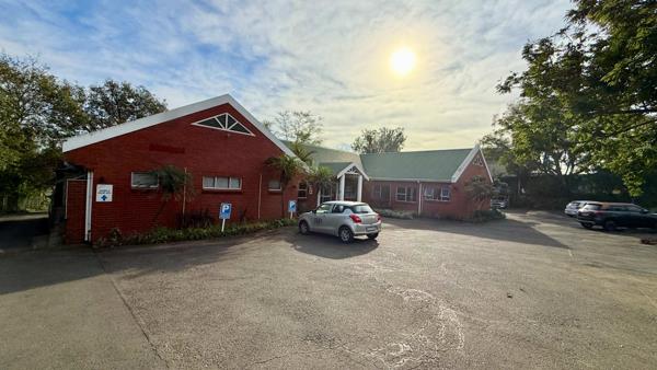 900 m² Office Space