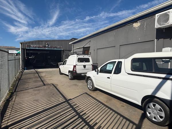 340 m² Industrial space