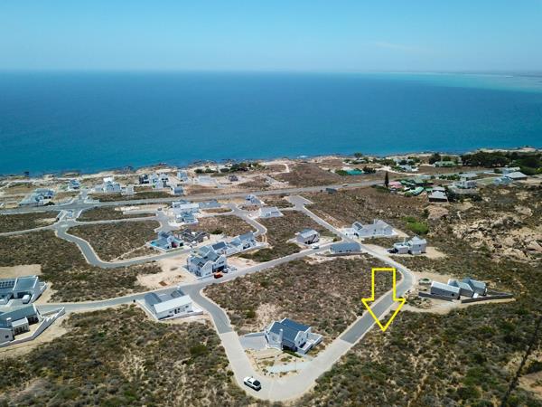 405 m² Land
