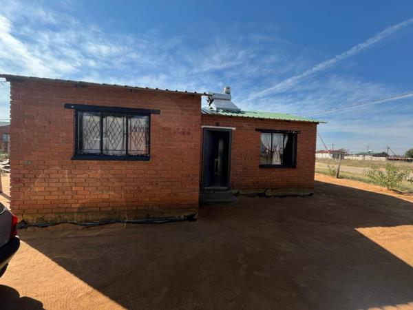2 Bedroom House
