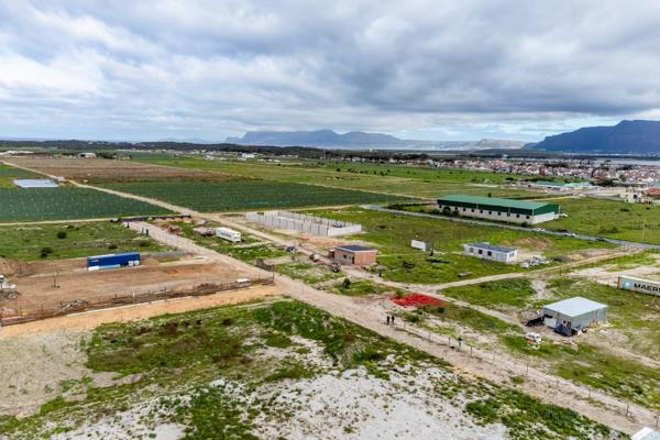 1 000 m² Land