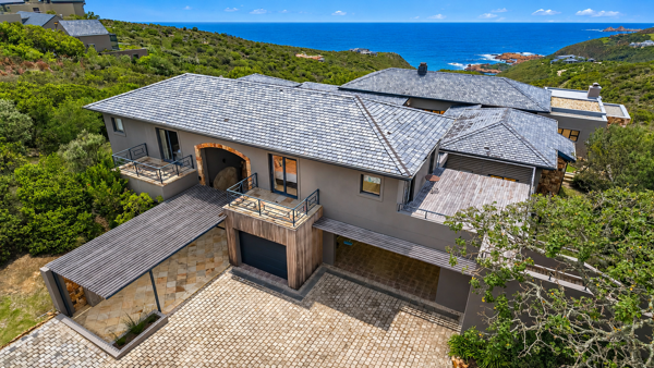 7 Bedroom House