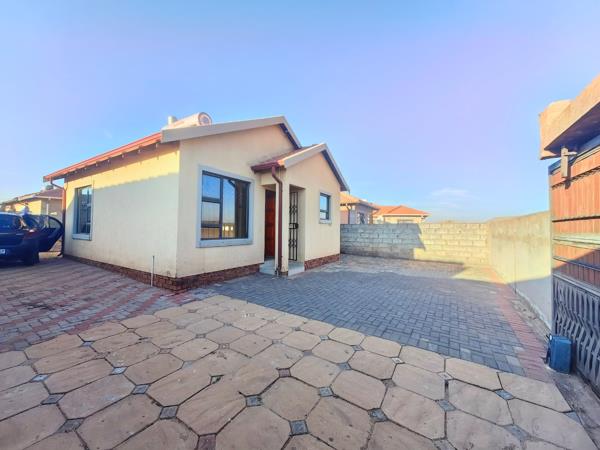 2 Bedroom House