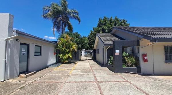 3 832 m² Land