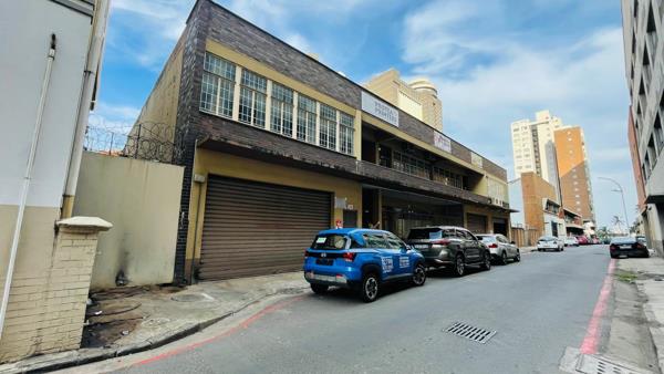 800 m² Office Space