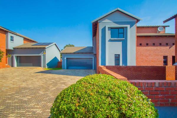 4 Bedroom Townhouse