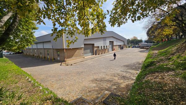 859 m² Industrial space