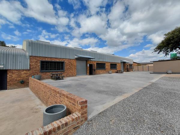 240 m² Commercial space