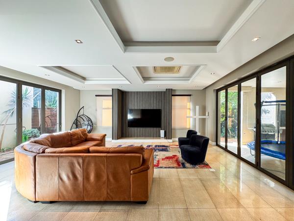 5 Bedroom House