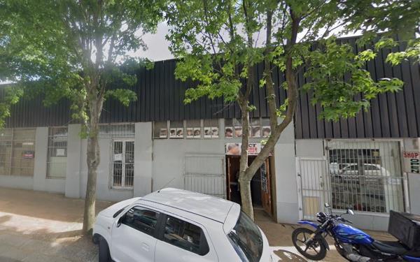 28 m² Commercial space
