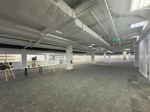 980 m² Commercial space