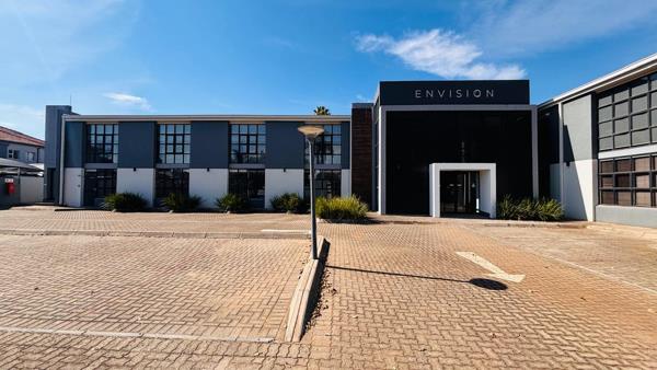 680 m² Commercial space