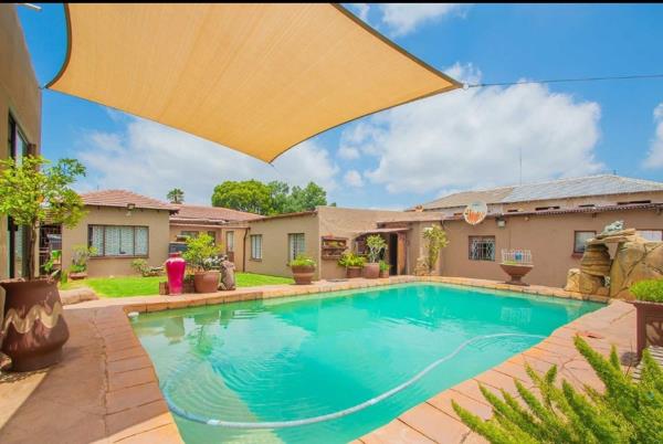 1 Bedroom House