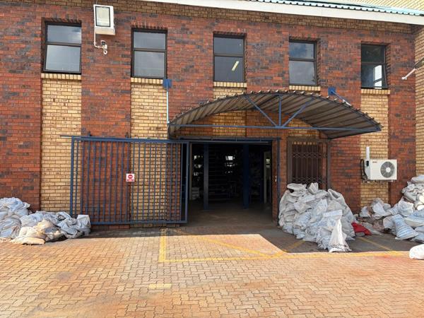 829 m² Industrial space