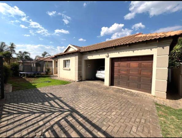 3 Bedroom Townhouse