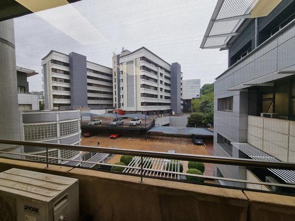 898 m² Office Space