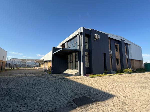 1 483 m² Industrial space
