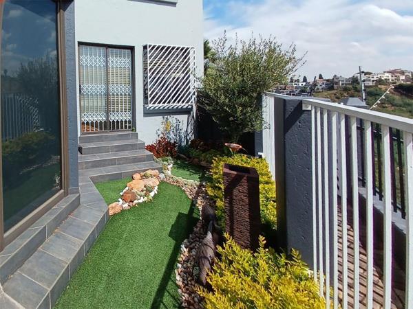 2 Bedroom Townhouse