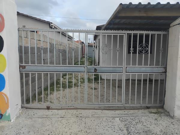 2 Bedroom House