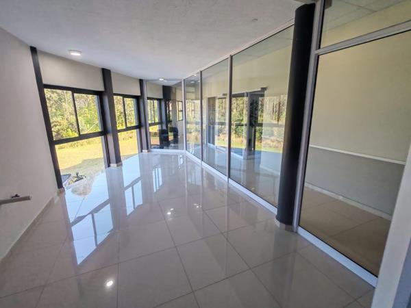 33 m² Commercial space