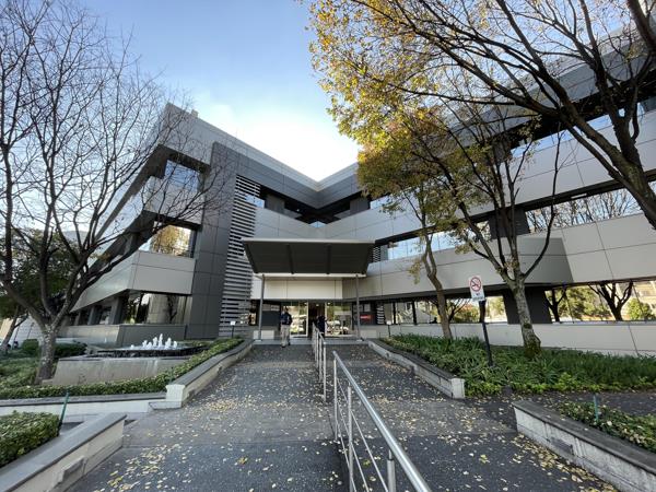 300.6 m² Commercial space