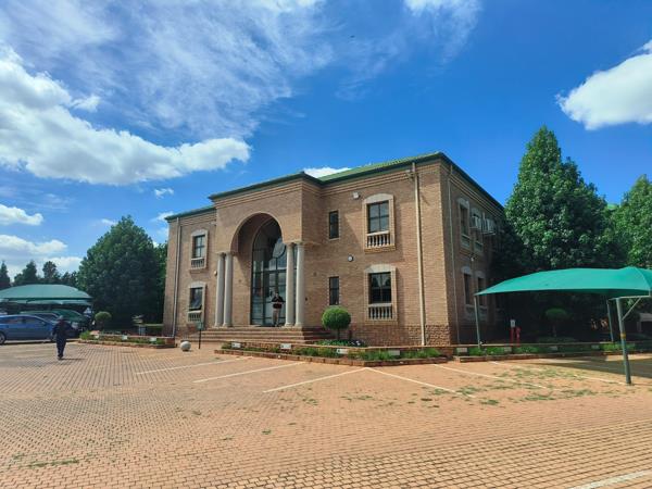 125 m² Commercial space