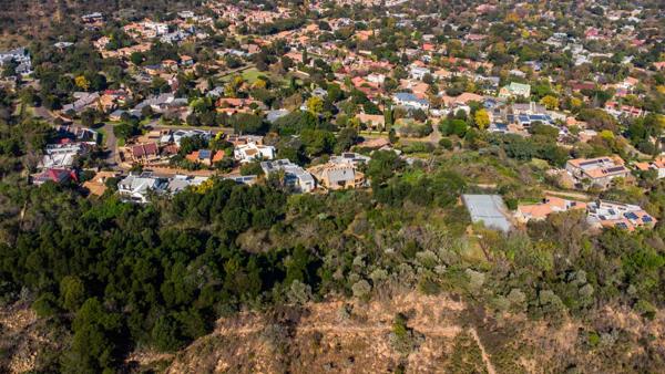 2 750 m² Land