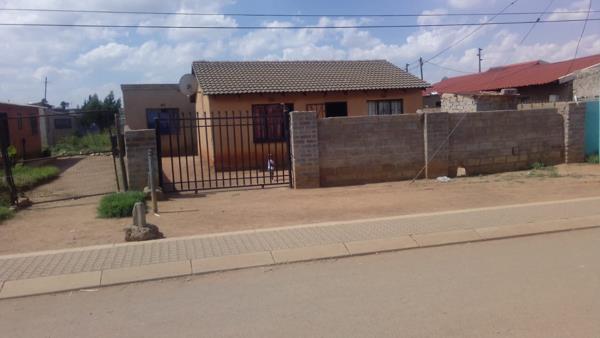 2 Bedroom House