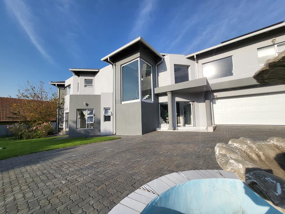 4 Bedroom House