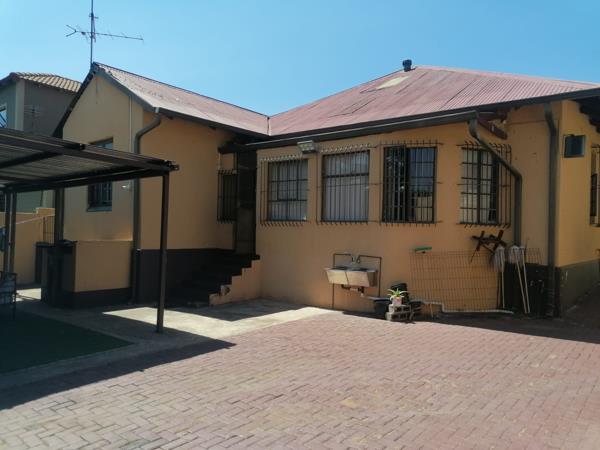 4 Bedroom House