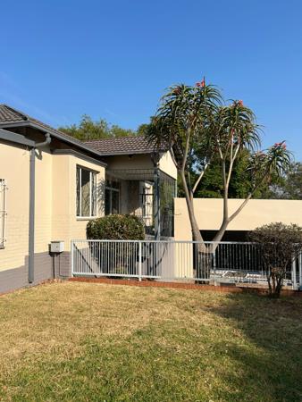 6 Bedroom House