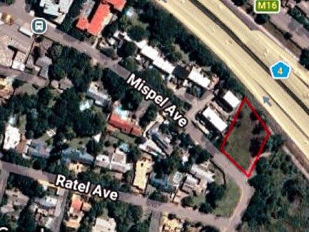 1 946 m² Land
